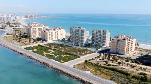 Apartament z 3 sypialniami w La Manga del Mar Menor